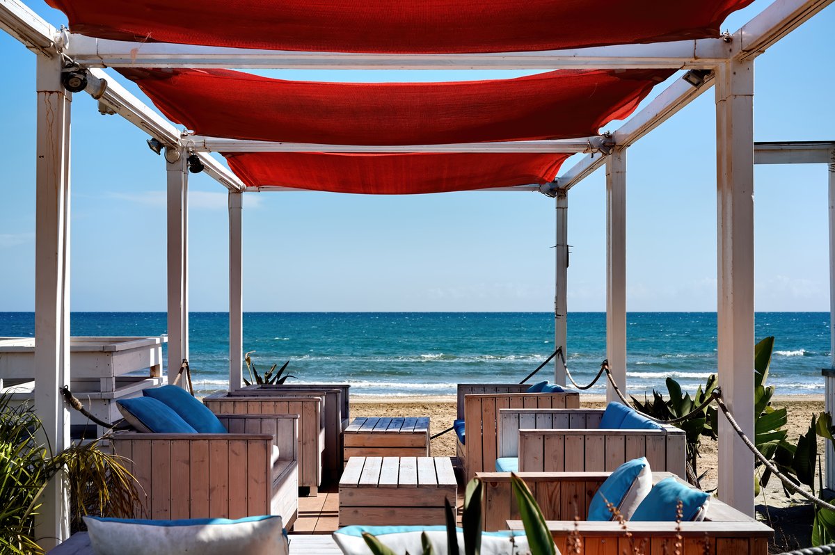 Charleston: Beach House with Backyard Grill