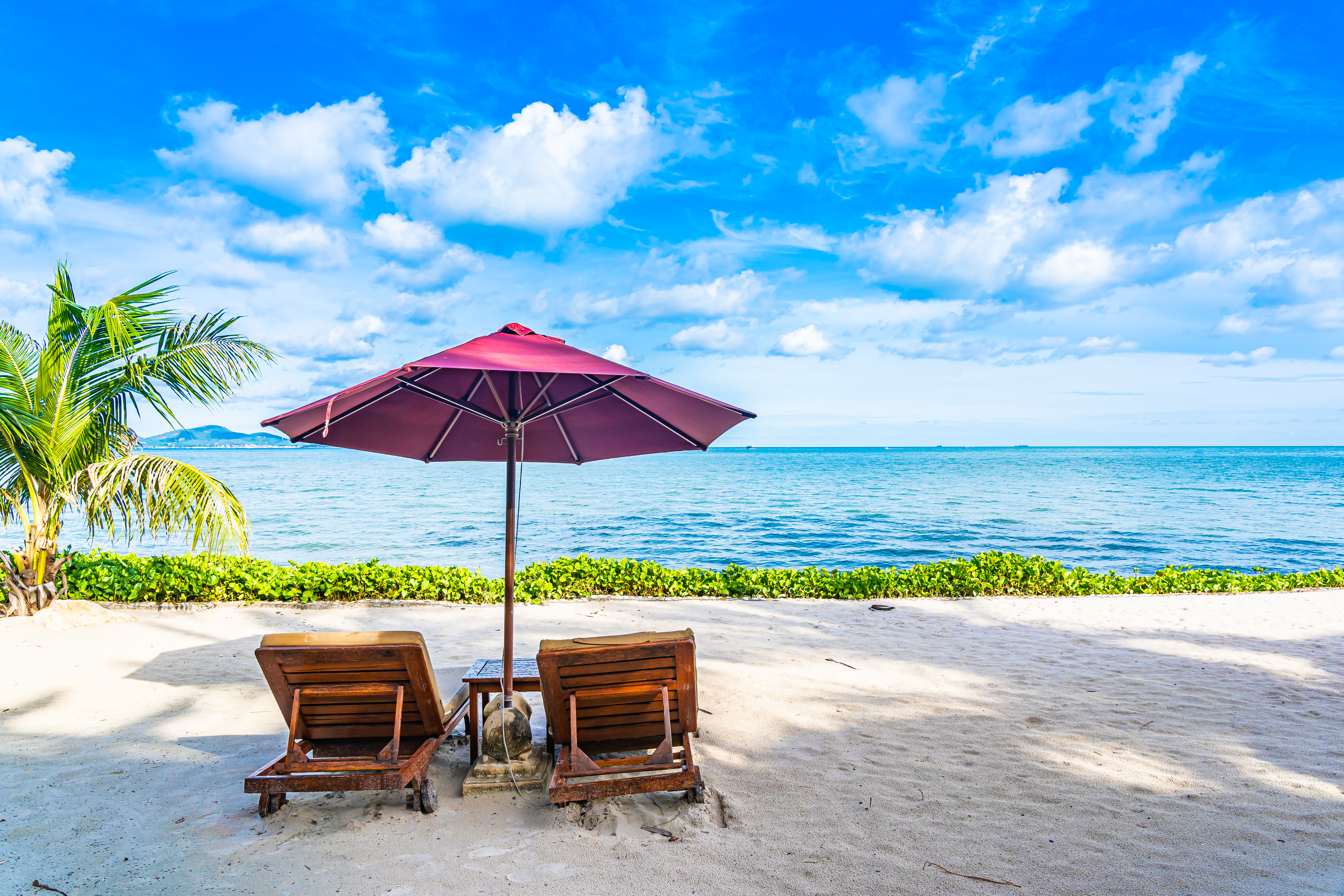 Phuket: Beachfront Paradise